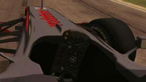 McLaren MP4-25 F1 - 4